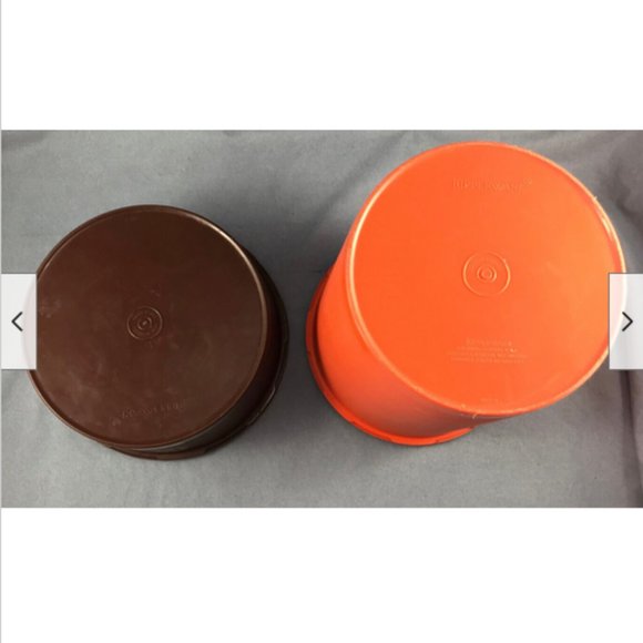 2 Vtg Tupperware #805+#1204 Servalier Seal Lid Canisters 8c & 17c Containers - Picture 8 of 11